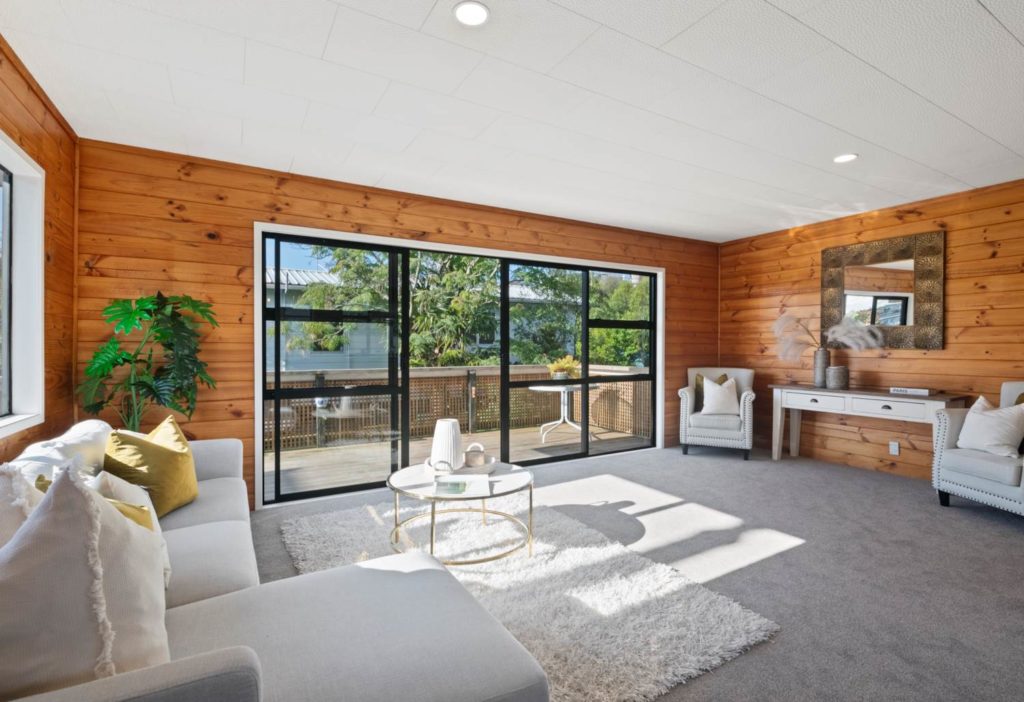 2-15 Glenvar Road, Torbay