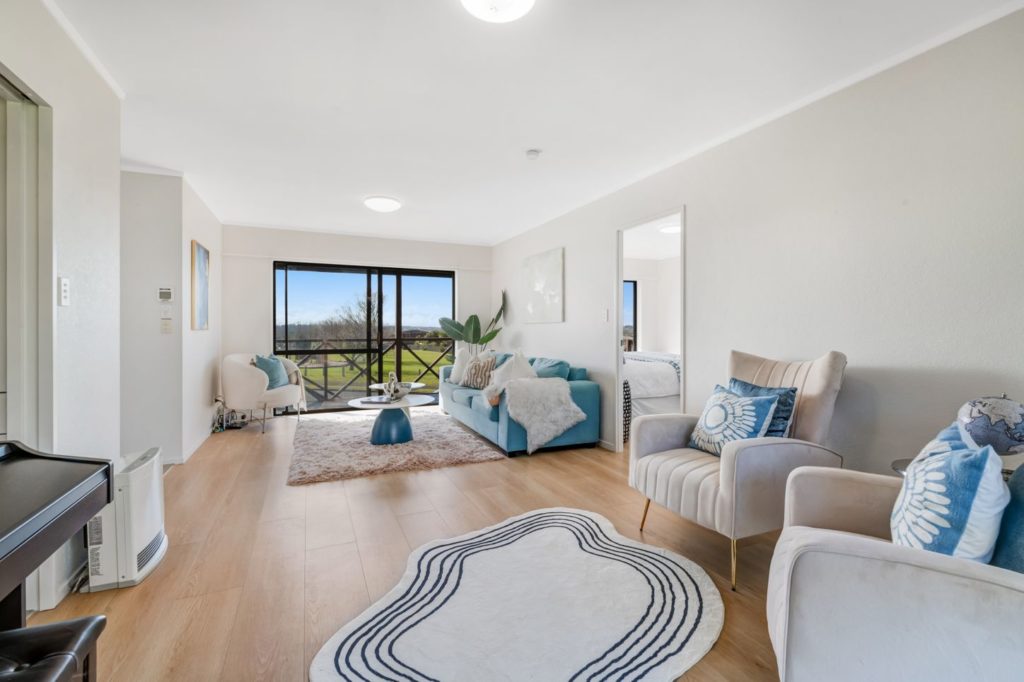 24 Bronzewing Terrace, Unsworth Heights