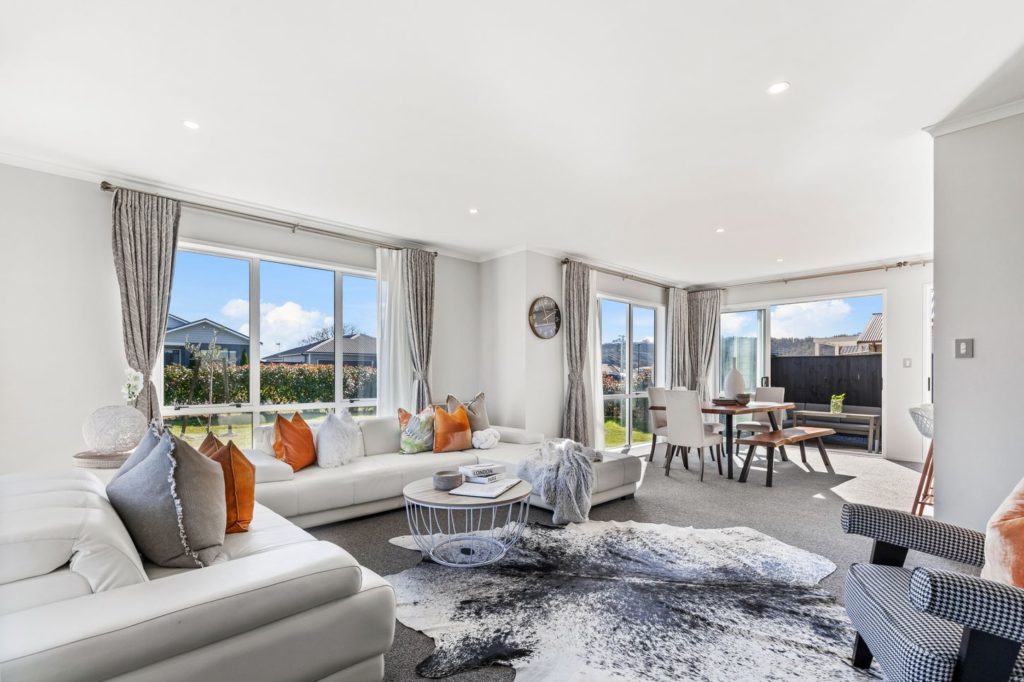 5 Aro Mato Place, Huapai