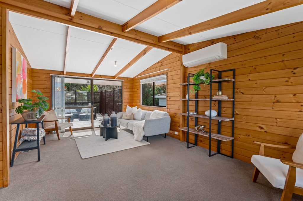 5 Elizabeth Drive, West Harbour