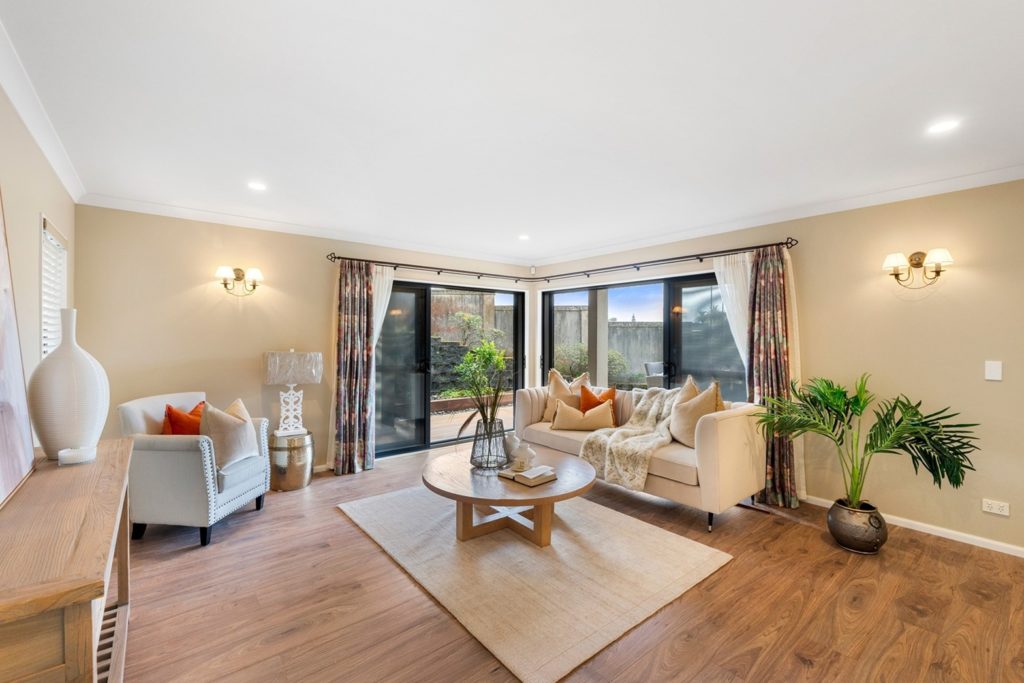 54 Grammar School Road, Pakuranga