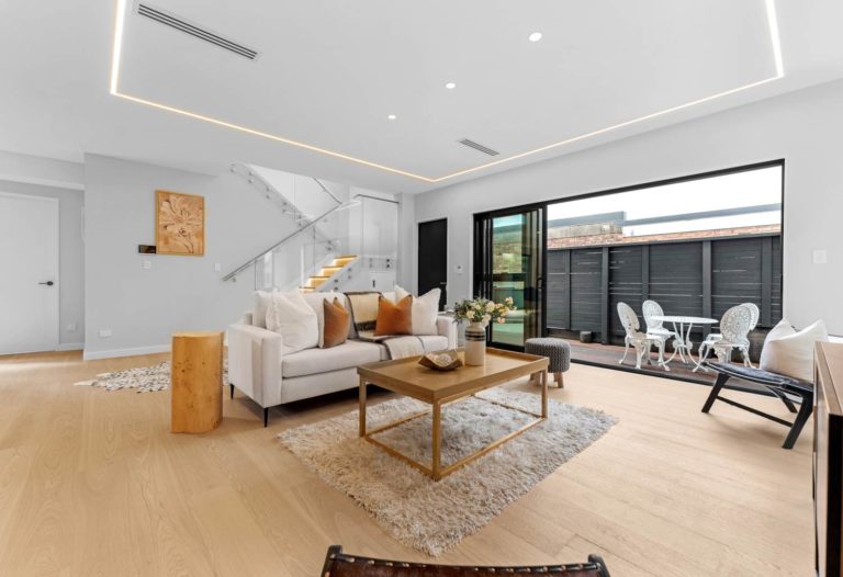 1B Rowan Road, Epsom