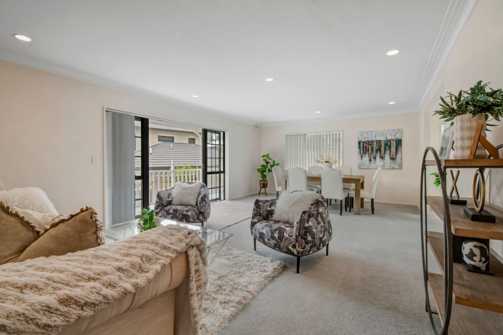 9 St Lucia Place, Unsworth Heights