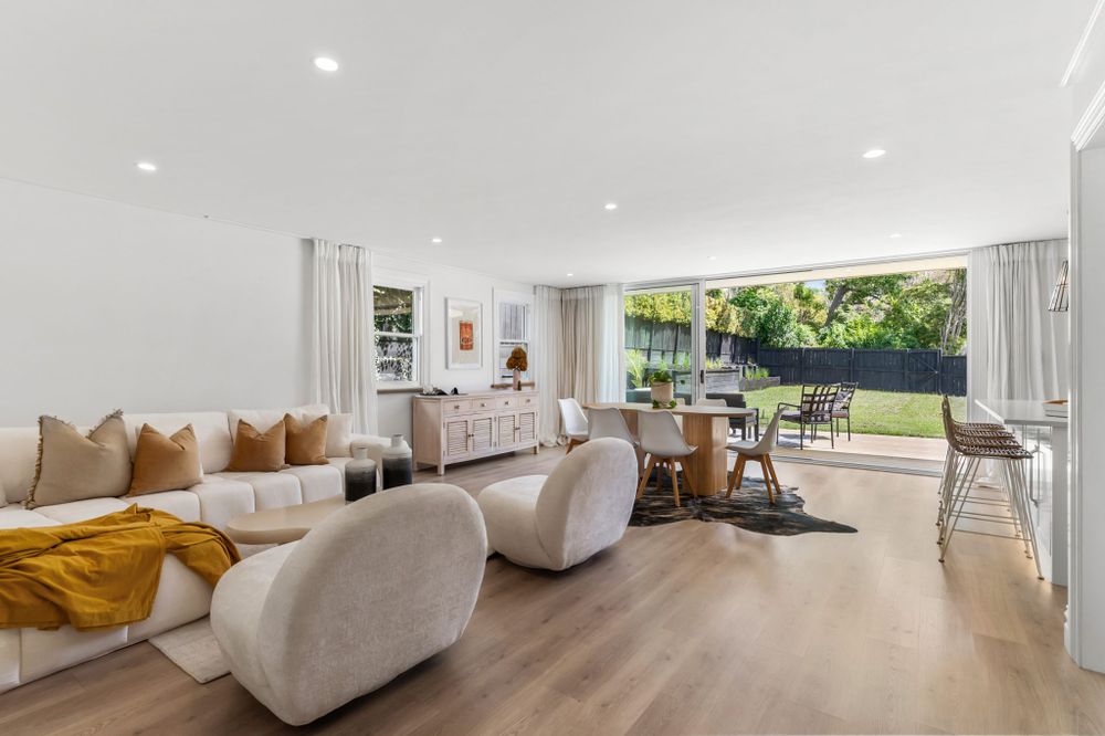 22 New Bond Street, Kingsland